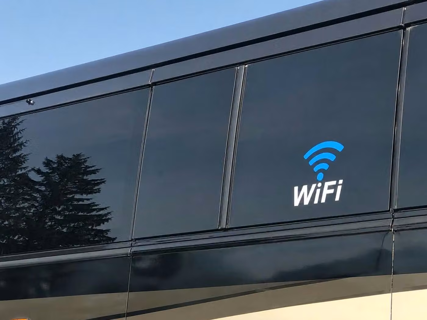 rexburg 18 passenger minibus wifi