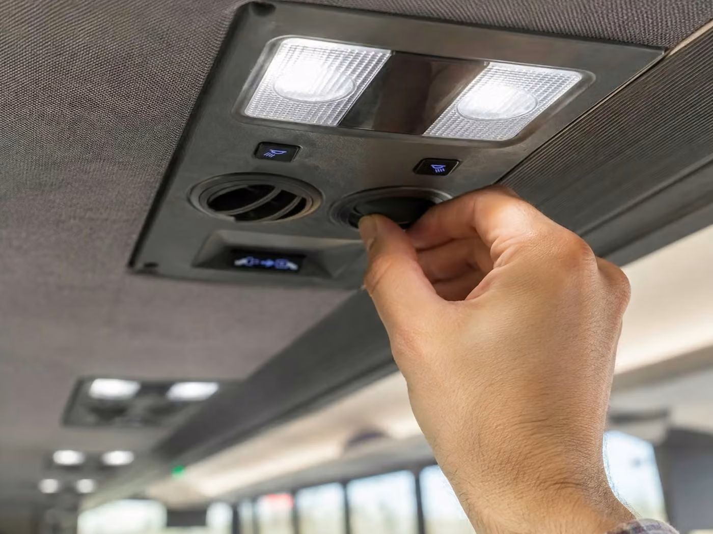 rexburg 20 passenger minibus air conditioning