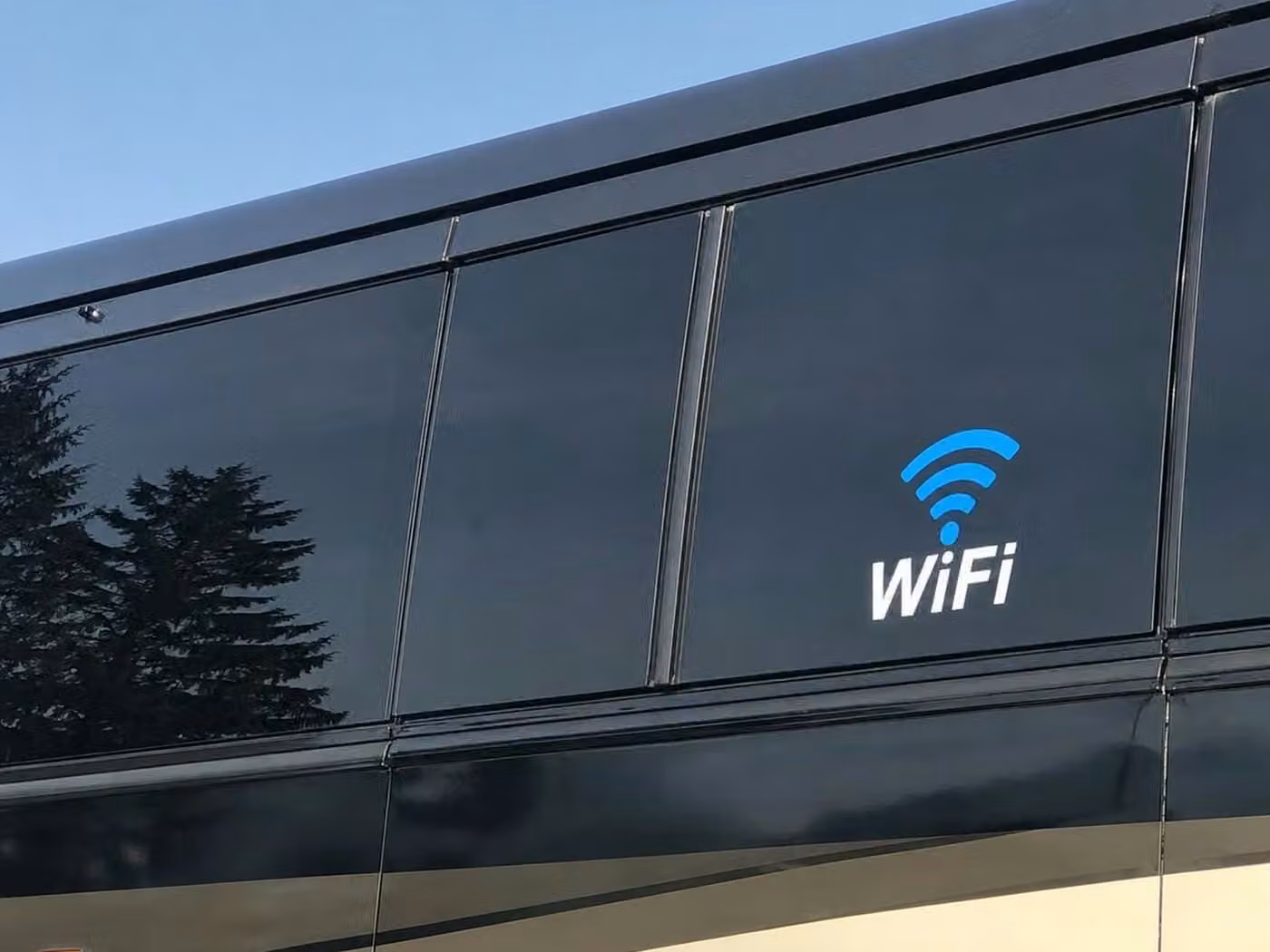rexburg 20 passenger minibus wifi