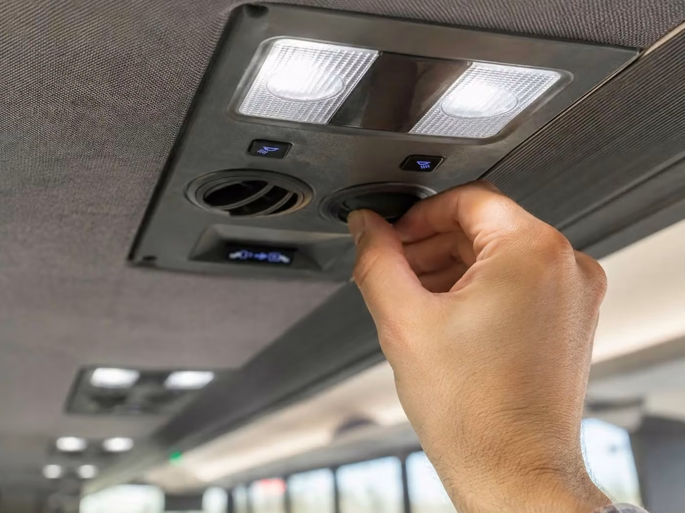 rexburg 28 passenger minibus air conditioning